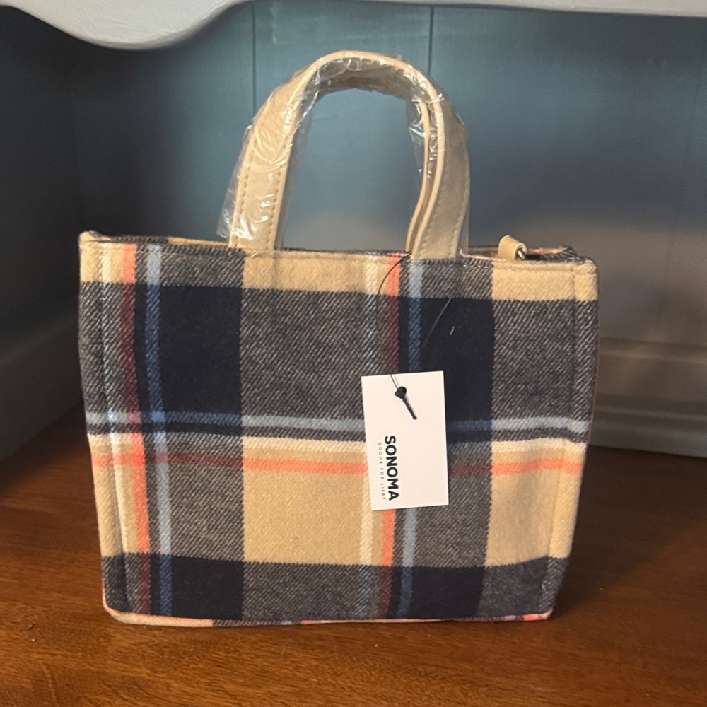 Sonoma Checkered Tote Bag - Cream and Navy